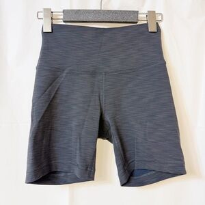 Lululemon Wunder Train High-Rise Short 6" Heathered Graphite Grey Size 4